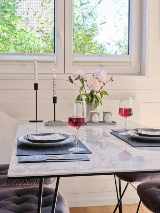 Chalet In Koeln - Tinyhouse Екстер'єр фото